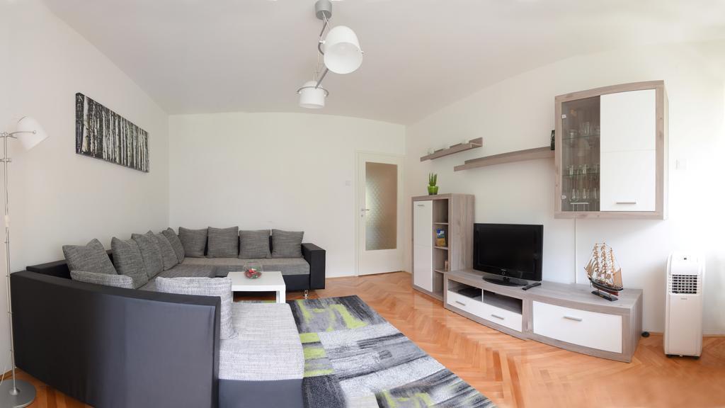 Apartmani Vedmar Загреб Екстериор снимка